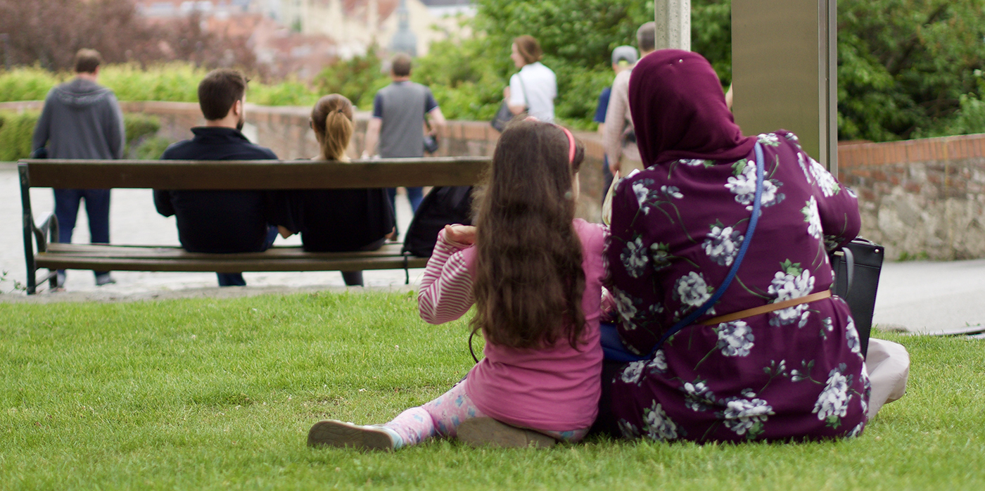 Funding for Community Hubs in the UK that Support Asylum Seekers and Refugees GrantFinder
